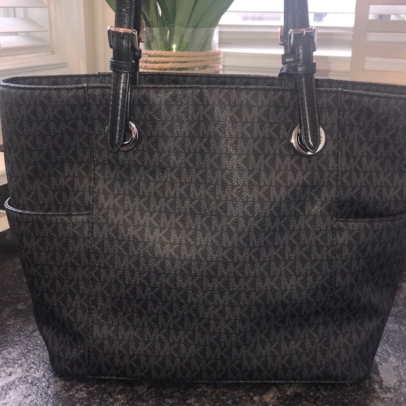 NWOT Michael Kors black tote - Picture 2 of 8